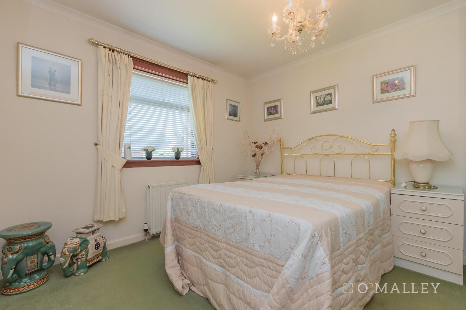 25. Bedroom 3 1.jpg